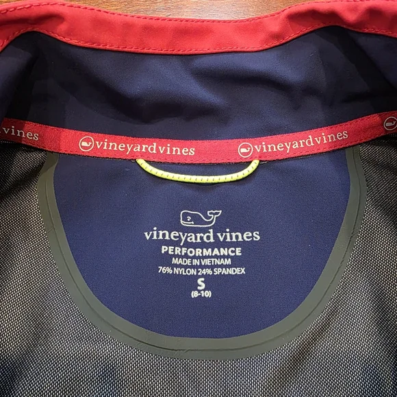 Vineyard Vines Boy's Regatta Pullover Size S (8-10)